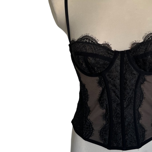 Urban Outfitters Out From Under Modern Love Corset - Picture 3 of 7